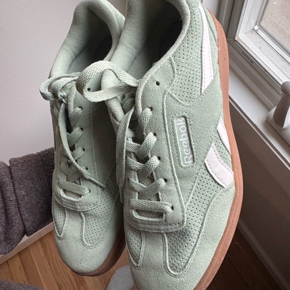 Reebok Pastel Green Sneakers